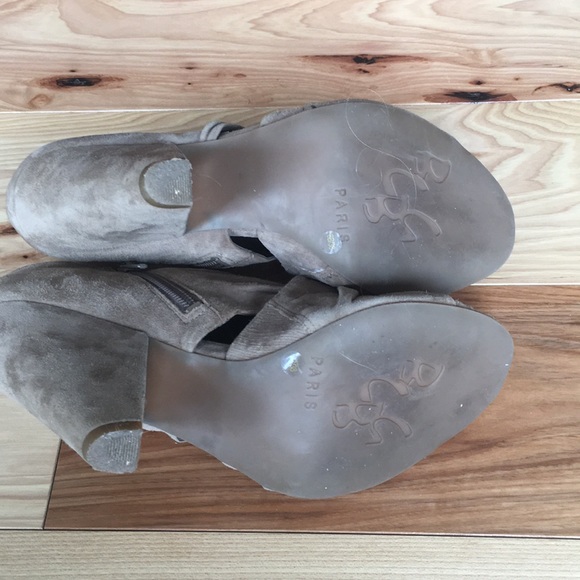 BCBG open toe Booties - Picture 5 of 6